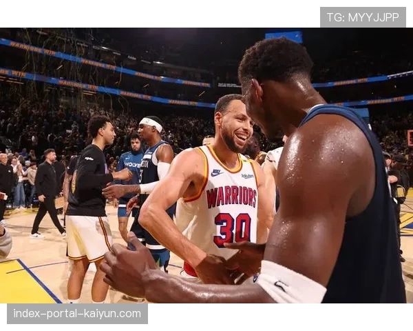 勇士进攻效率依旧强势 防守稳定性成季后赛关键